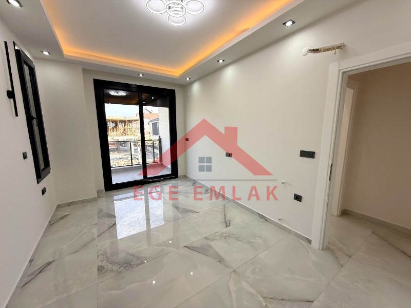 Didim Efeler Mahallesinde Satılık 4+1 Sıfır Villa