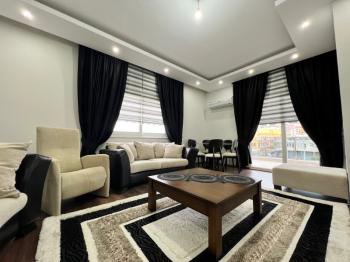 Alanya Demirtaš – na prodaju 2+1 stan sa odvojenom kuhinjom, 200 metara do mora, pogled na more