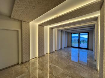 Alanya Demirtaš – na prodaju 2+1 stan sa odvojenom kuhinjom, 200 metara do mora, pogled na more