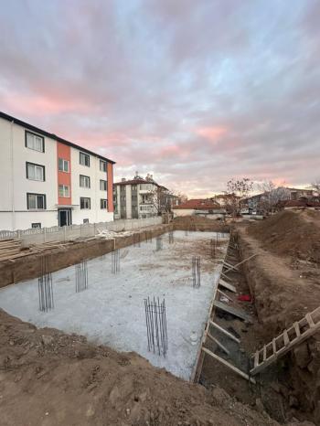 AFYON ÜÇOK EMLAKTAN MAREŞAL DE SATILIK SIFIR TOPRAKTAN 2+1 FIRSAT DAİRELER