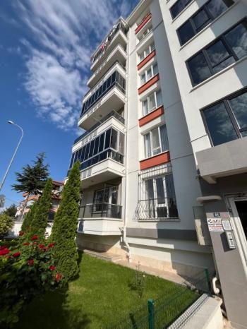 AFYON ÜÇOK EMLAKTAN HARBİŞ GAZİ MAH KİRALIK 3+1 120M² DAİRE 