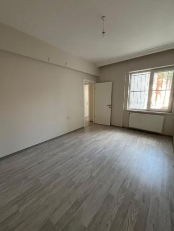 AFYON ÜÇOK EMLAKTAN HARBİŞ GAZİ MAH KİRALIK 3+1 120M² DAİRE 