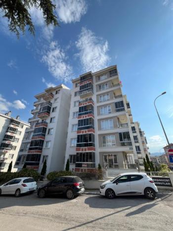 AFYON ÜÇOK EMLAKTAN HARBİŞ GAZİ MAH KİRALIK 3+1 120M² DAİRE 