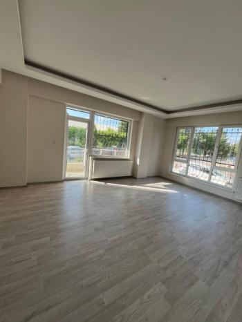 AFYON ÜÇOK EMLAKTAN HARBİŞ GAZİ MAH KİRALIK 3+1 120M² DAİRE 