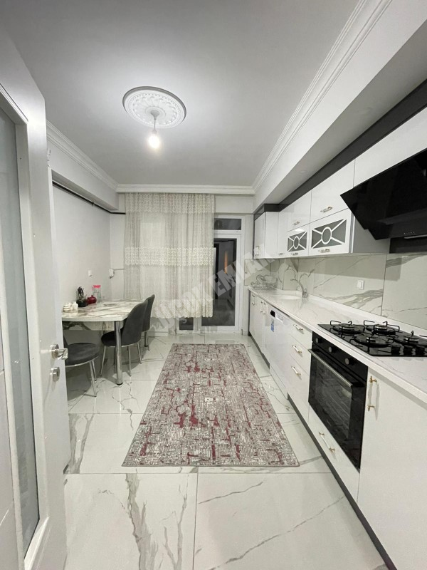 AFYON ÜÇOK EMLAKTAN MAREŞAL F ÇAKMAK MAH SIFIR LÜX 3+1 SATILIK 120M² DAİRE 