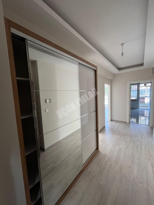 AFYON ÜÇOK EMLAKTAN HARBİŞ GAZİ MAH KİRALIK 3+1 120M² DAİRE 