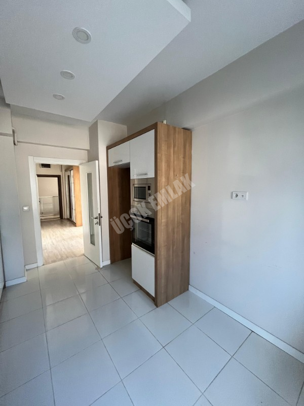 AFYON ÜÇOK EMLAKTAN HARBİŞ GAZİ MAH KİRALIK 3+1 120M² DAİRE 