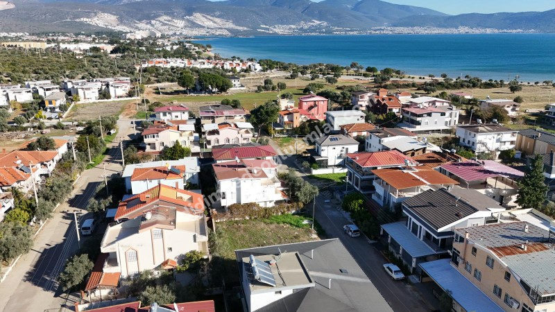 DİDİM USLU SİTESİNDE SATILIK DENİZE YÜRÜME MESAFESİNDE ARSA