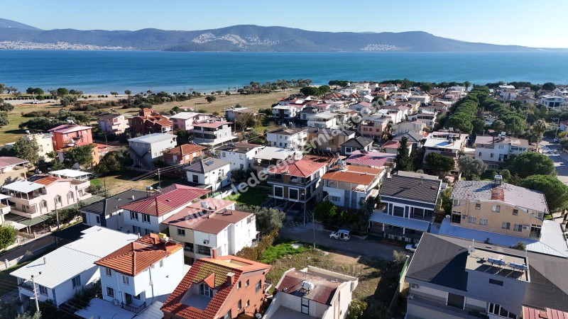 DİDİM USLU SİTESİNDE SATILIK DENİZE YÜRÜME MESAFESİNDE ARSA