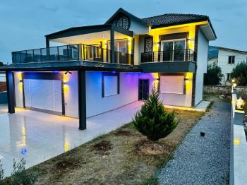  DİDİM YEŞİLTEPE’DE SATILIK MÜSTAKİL HAVUZLU LÜKS VİLLA 