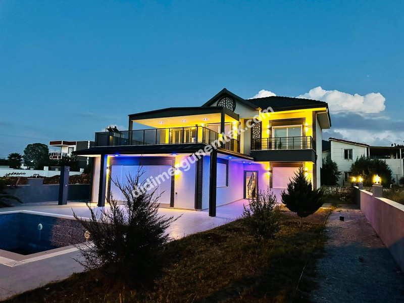  DİDİM YEŞİLTEPE’DE SATILIK MÜSTAKİL HAVUZLU LÜKS VİLLA 
