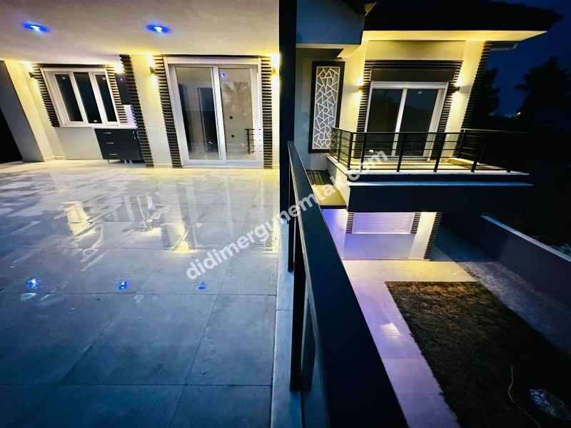  DİDİM YEŞİLTEPE’DE SATILIK MÜSTAKİL HAVUZLU LÜKS VİLLA 