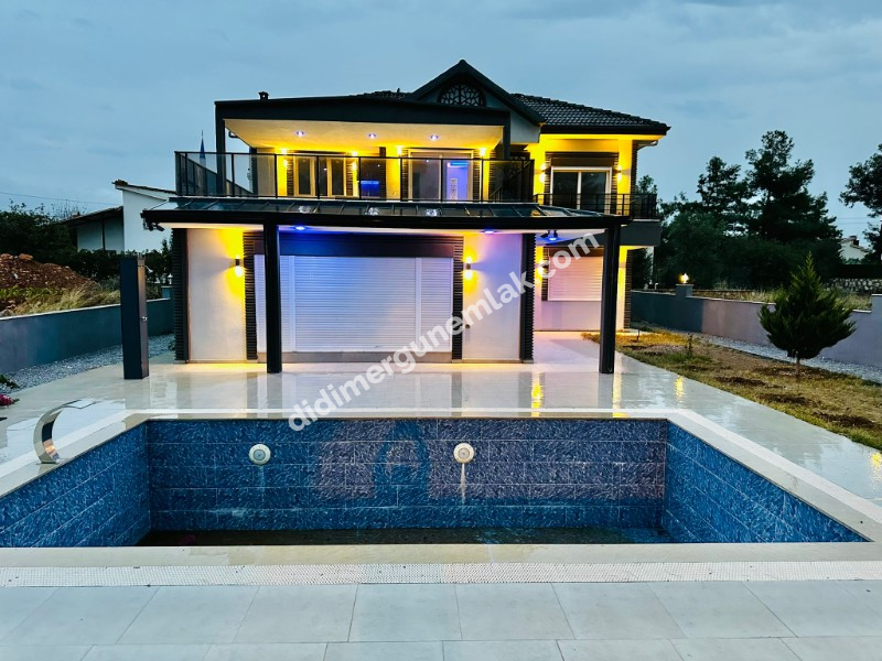  DİDİM YEŞİLTEPE’DE SATILIK MÜSTAKİL HAVUZLU LÜKS VİLLA 