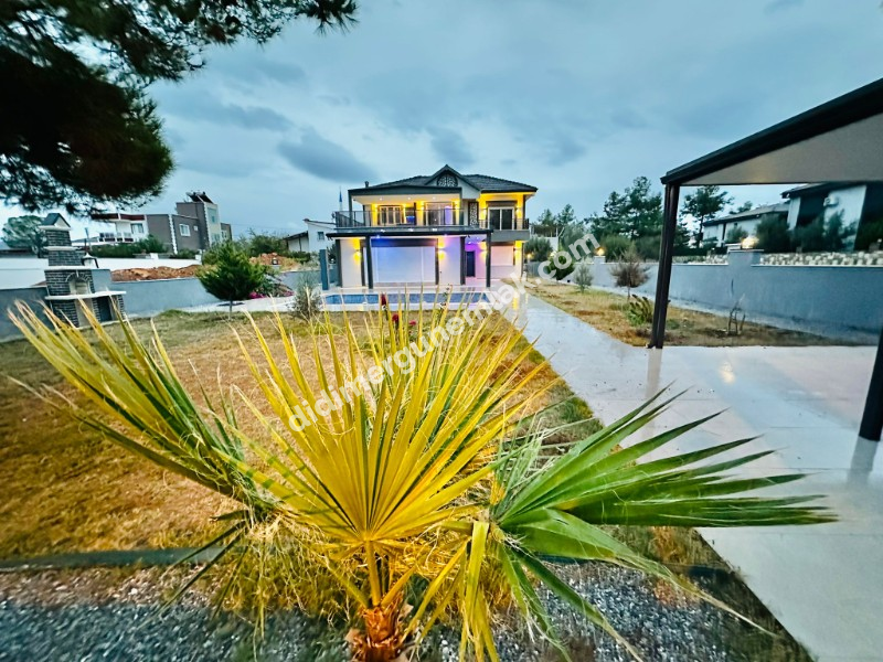  DİDİM YEŞİLTEPE’DE SATILIK MÜSTAKİL HAVUZLU LÜKS VİLLA 