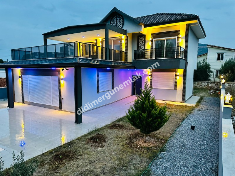  DİDİM YEŞİLTEPE’DE SATILIK MÜSTAKİL HAVUZLU LÜKS VİLLA 