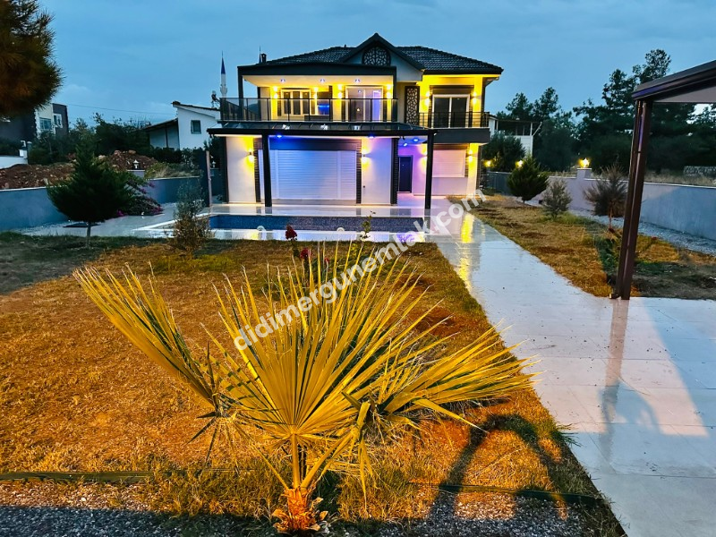  DİDİM YEŞİLTEPE’DE SATILIK MÜSTAKİL HAVUZLU LÜKS VİLLA 