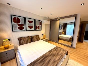 Didim Efeler Mahallesinde Satılık 5+1 Full Eşyalı Villa