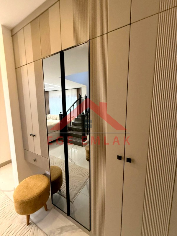 Didim Efeler Mahallesinde Satılık 5+1 Full Eşyalı Villa