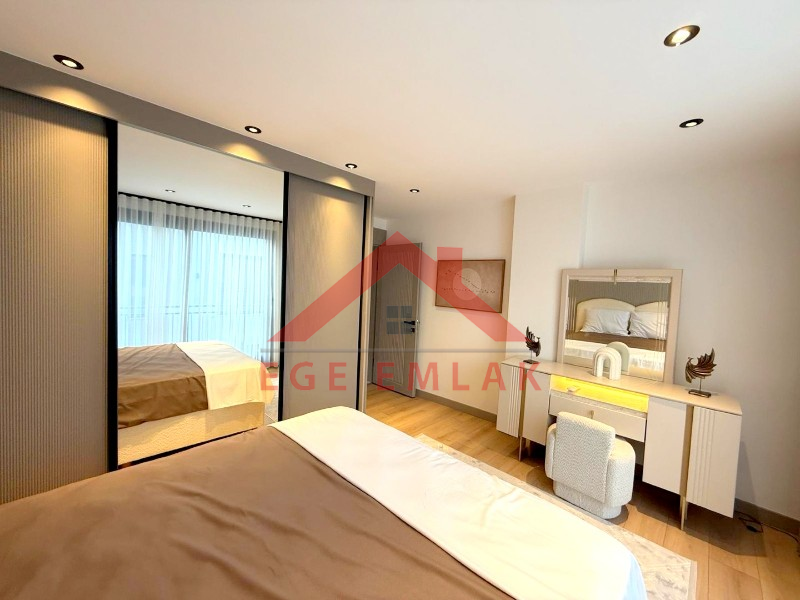 Didim Efeler Mahallesinde Satılık 5+1 Full Eşyalı Villa