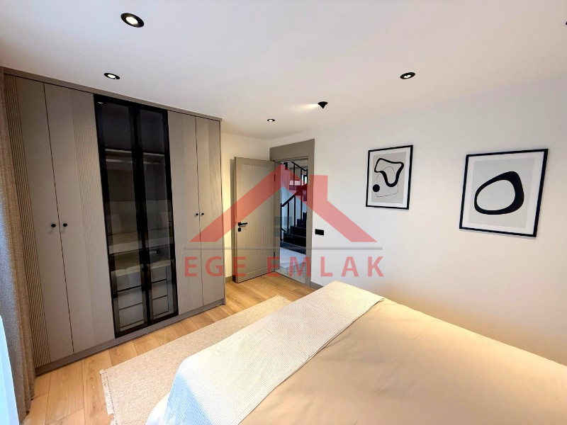 Didim Efeler Mahallesinde Satılık 5+1 Full Eşyalı Villa