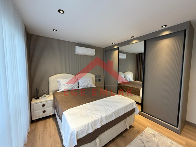 Didim Efeler Mahallesinde Satılık 5+1 Full Eşyalı Villa