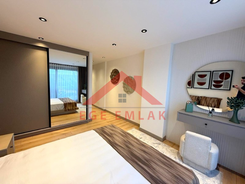 Didim Efeler Mahallesinde Satılık 5+1 Full Eşyalı Villa