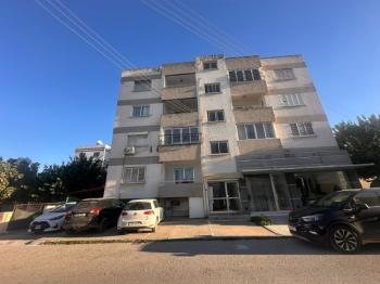 LEFKOŞA KUMSAL'DA  TÜRK MALI  SATILIK DAİRE