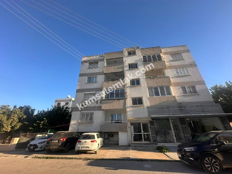 LEFKOŞA KUMSAL'DA  TÜRK MALI  SATILIK DAİRE