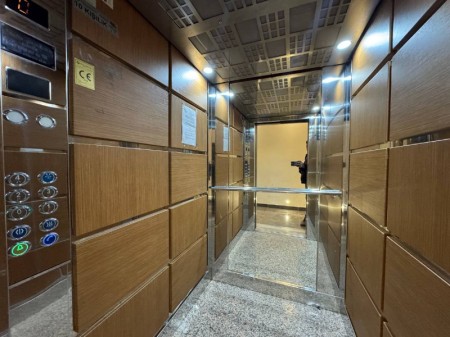 ALYANS'TAN MERKEZİ KONUMDA KORİDORLU BALKONLU GENİŞ 1+1