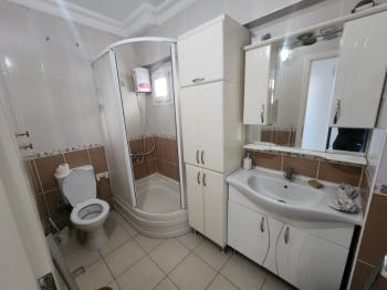 ALTINKUM MAH.DENİZE YAKIN BULVARA YÜRÜME MESAFESİNDE SATILIK KISMI EŞYALI 2+1 DAİRE 