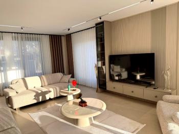 Didim Akbükde Satılık 4+1 Full Eşyalı Villa