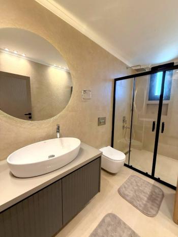 Didim Akbükde Satılık 4+1 Full Eşyalı Villa