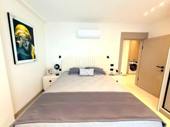 Didim Akbükde Satılık 4+1 Full Eşyalı Villa