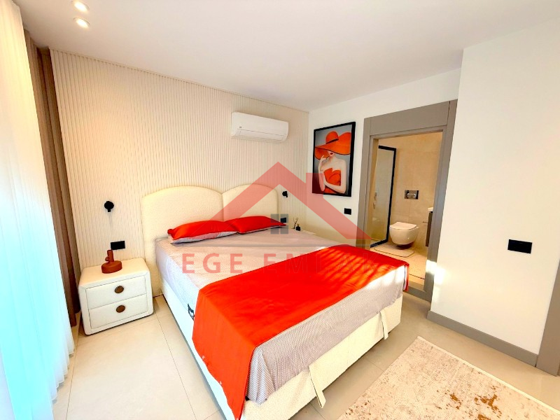 Didim Akbükde Satılık 4+1 Full Eşyalı Villa