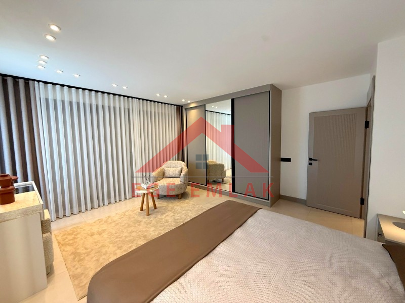 Didim Akbükde Satılık 4+1 Full Eşyalı Villa