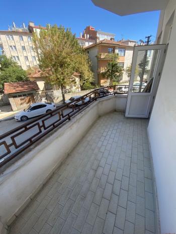 GÜVENAY - ÇORUM ULUKAVAK  ADLİYE ARKASI 3+1 KİRALIK DAİRE  