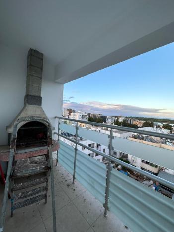 Mağusa'da Gülseren anayolu üzerinde ful eşyalı kiralık daire 