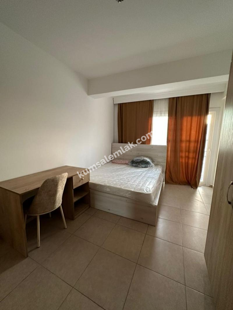 Mağusa'da Gülseren anayolu üzerinde ful eşyalı kiralık daire 