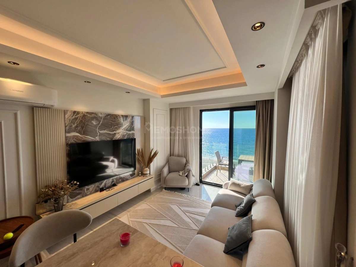 Seafront Luxury Fully Furnished Apartment