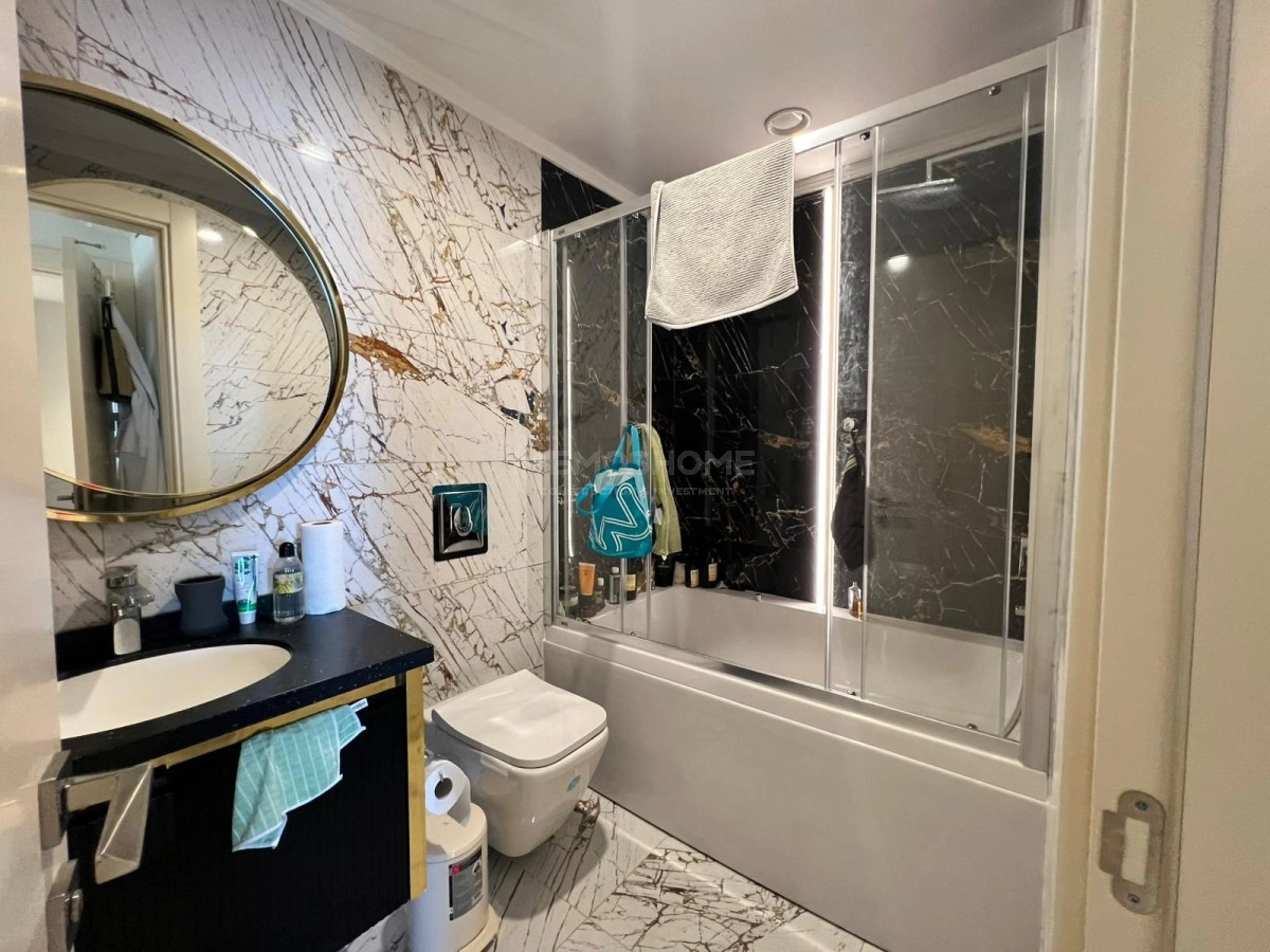 Seafront Luxury Fully Furnished Apartment