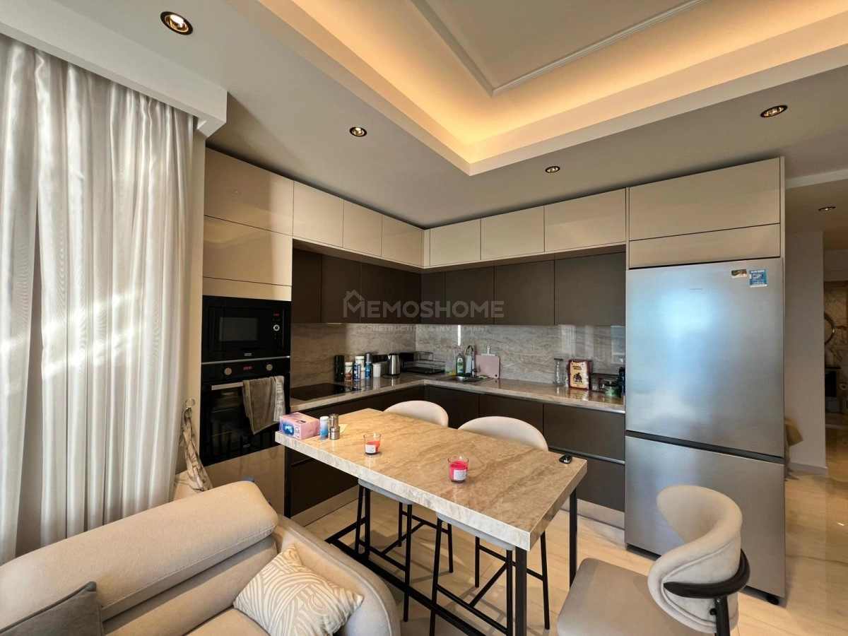 Seafront Luxury Fully Furnished Apartment