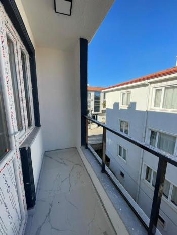 AFYON ÜÇOK EMLAKTAN HARBİŞ GAZİ MAH SATILIK SIFIR 3+1-- 2+1 DAİRELER