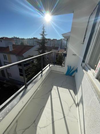 AFYON ÜÇOK EMLAKTAN HARBİŞ GAZİ MAH SATILIK SIFIR 3+1-- 2+1 DAİRELER