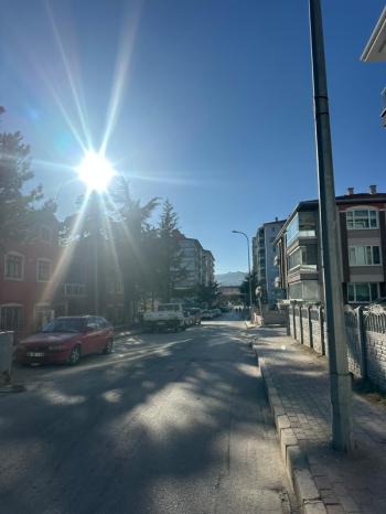 AFYON ÜÇOK EMLAKTAN  HARBİŞ GAZİ MAH SATILIK SIFIR 2+1 85M² DAİRE 