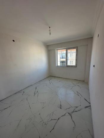 AFYON ÜÇOK EMLAKTAN  HARBİŞ GAZİ MAH SATILIK SIFIR 2+1 85M² DAİRE 
