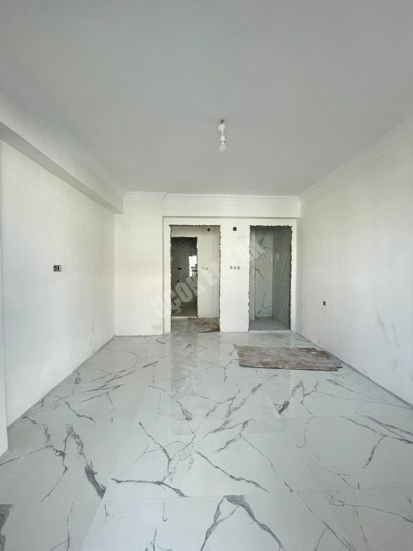 AFYON ÜÇOK EMLAKTAN HARBİŞ GAZİ MAH SATILIK SIFIR 3+1-- 2+1 DAİRELER