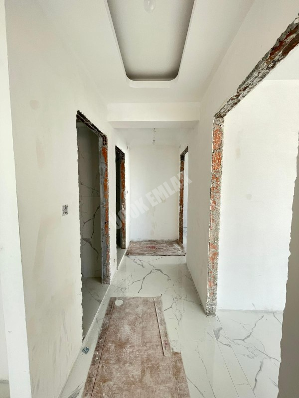 AFYON ÜÇOK EMLAKTAN HARBİŞ GAZİ MAH SATILIK SIFIR 3+1-- 2+1 DAİRELER