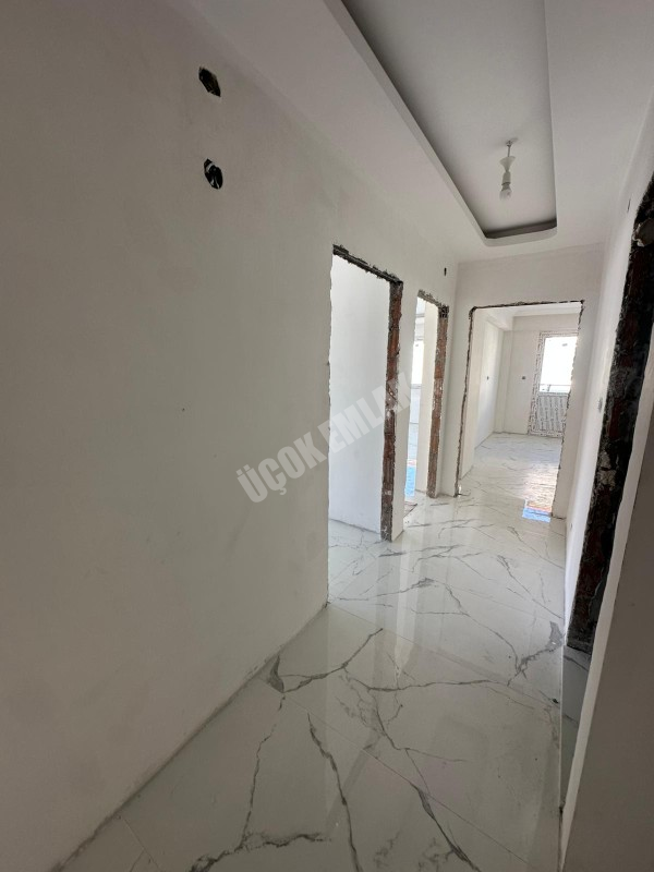 AFYON ÜÇOK EMLAKTAN  HARBİŞ GAZİ MAH SATILIK SIFIR 2+1 85M² DAİRE 