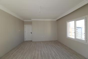 ASLAN'DAN MEZİTLİ MENDERES'TE GENİŞ METRAJLI, MASRAFSIZ 3+1