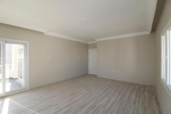 ASLAN'DAN MEZİTLİ MENDERES'TE GENİŞ METRAJLI, MASRAFSIZ 3+1